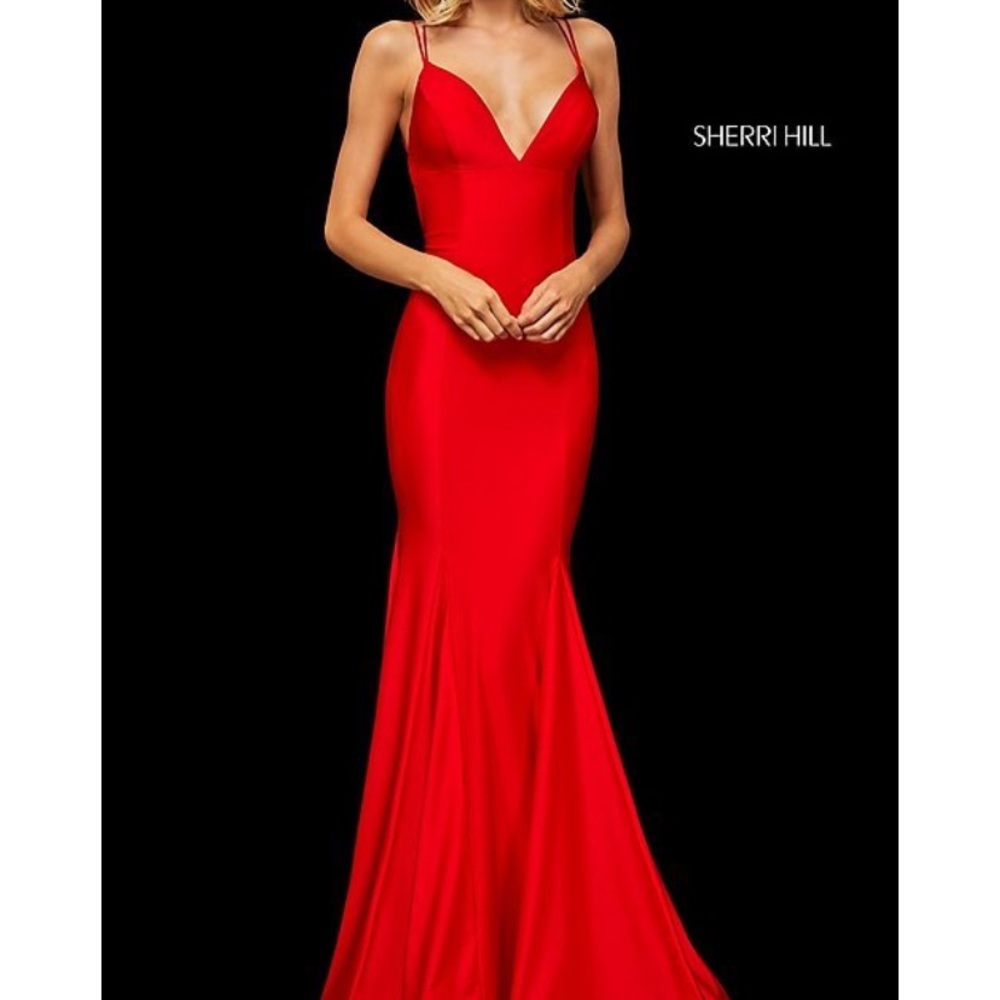 Long Sherri Hill Prom Dress with Trumpet Skirt